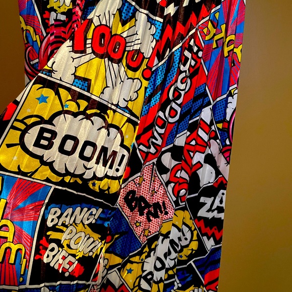POP ART Lichtenstein Inspired Pleated Midi Skirt! FINAL SALE! - Picture 3 of 3